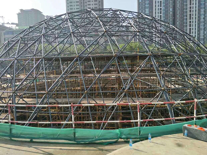 建瓯球形网架钢结构施工